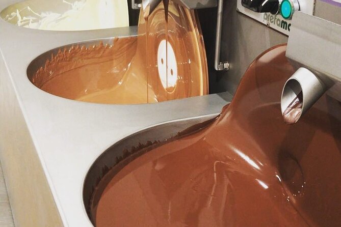 1.5h Belgian Chocolate Workshop in Brussels (bean to bar) - The group size and instructor make a difference