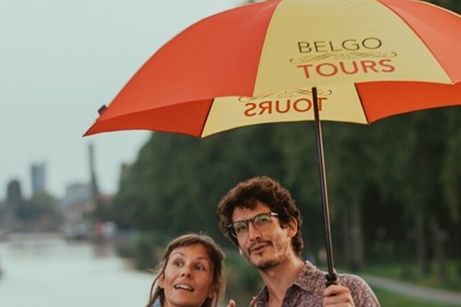 2-Hour Medieval Walk and Chocolate Tasting in Bruges - Belfort and the sound of Bruges