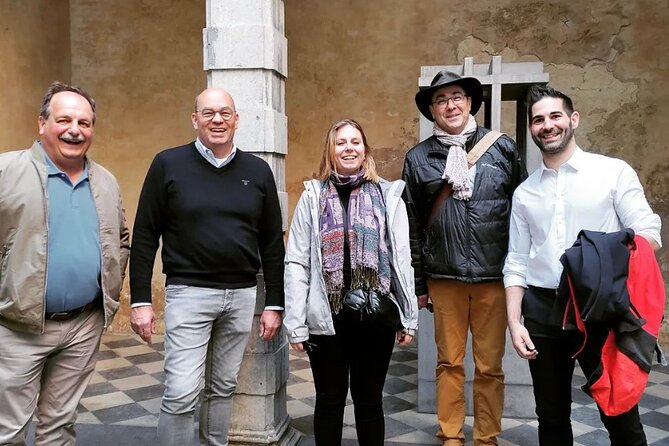 2-Hour Private Walking Tour in Antwerp - Yves and the value of a good story