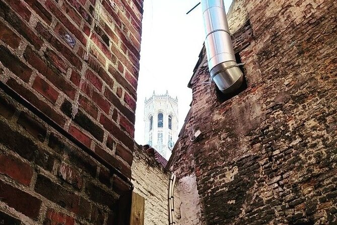 2-Hour Private Walking Tour of Bruges - Walking comfort and practical planning