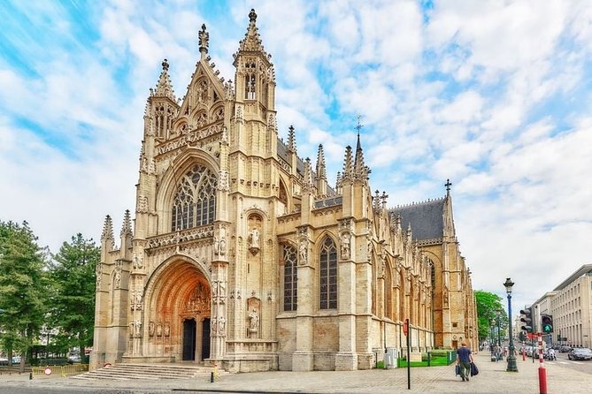 3-Hours Private Sightseeing Trip in Brussels - Why a private car works well in Brussels