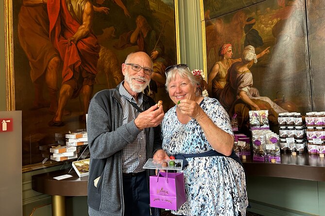 Antwerp: Food Walking Tour with 5 Tastings - Cheese and charcuterie near Museum Vleeshuis