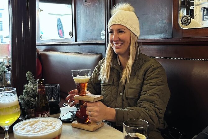 Antwerp: Food Walking Tour with 5 Tastings - Finishing with De Koninck at a local café