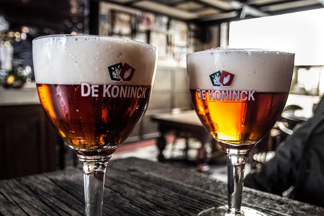 Antwerp Private Beer Tour - Walking through the old city with a beer guide