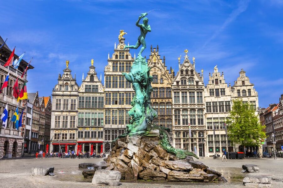 Antwerp: Private Walking Tour with a Local - Why a local introduction can improve your Antwerp visit