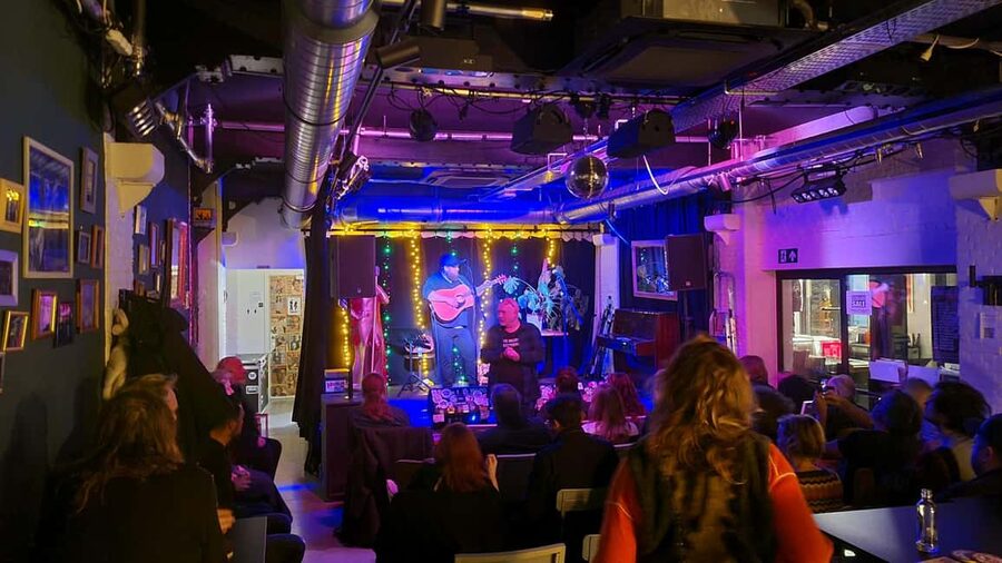 Antwerp: Pub Crawl in the Historical City - The stories behind Belgian beer