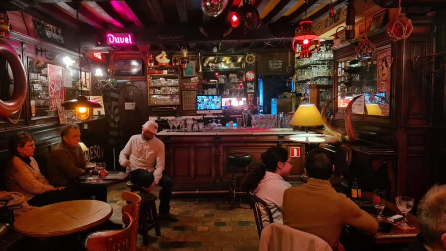 Antwerp: Pub Crawl in the Historical City - The main drawbacks to consider