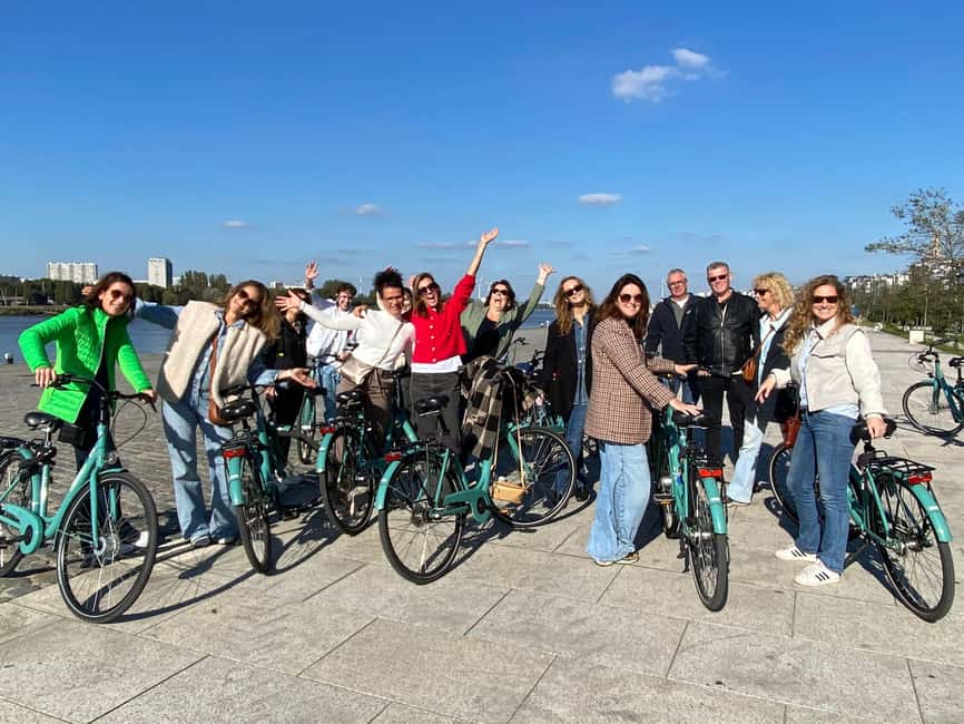 Antwerp: The Coolest Guided Bike Tour - Stories from the Middle Ages to modern Antwerp