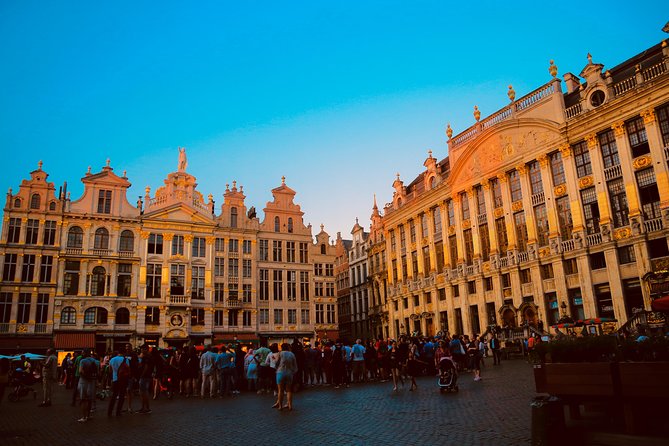 Architecture Tour of Brussels - Notre Dame du Sablon, chocolate, and church design