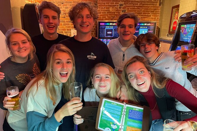 Beer Tasting and Scavenger Hunt in Brussels – About 3 Hours - Manneken Pis: a quick stop with a famous face