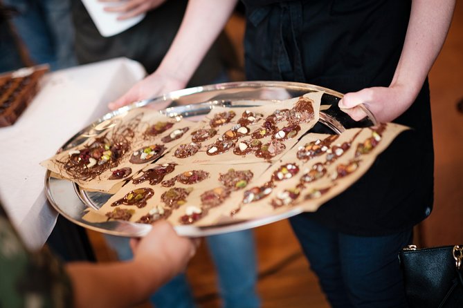 Belgian Chocolate Workshop in Bruges - Tempering chocolate, the technical heart of the workshop