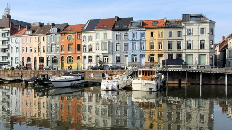 Best of Gent: Private Walking Tour with a Local - The guide style and what to expect from Caio