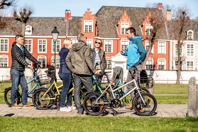 Bicycle tour in historic Ghent - Where Ghent’s rivers meet at Portus Ganda
