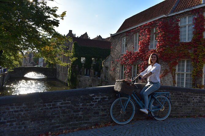 BikeTour Bruges & Damme in Spanish and English - Key points to know before you book