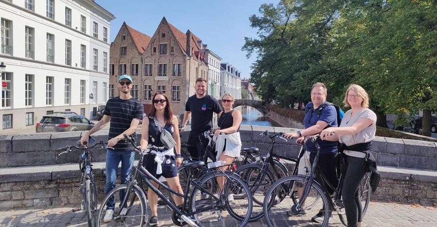 Bruges by bike with family and friends! - Minnewater, the Beguinage, and the Halve Maan brewery
