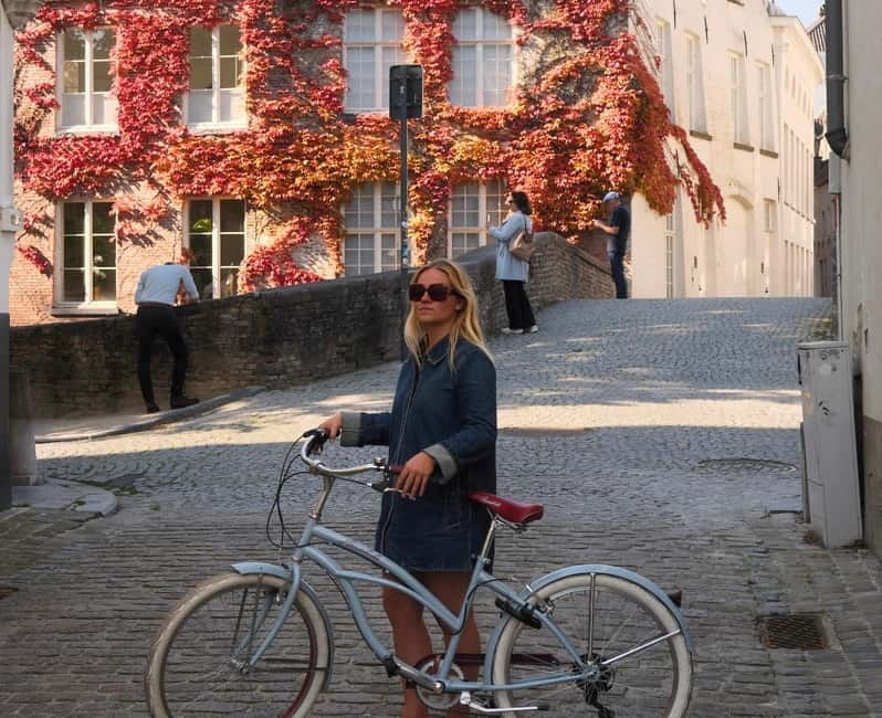 Bruges: City Bike Tour with a Local - Two hours through medieval Bruges
