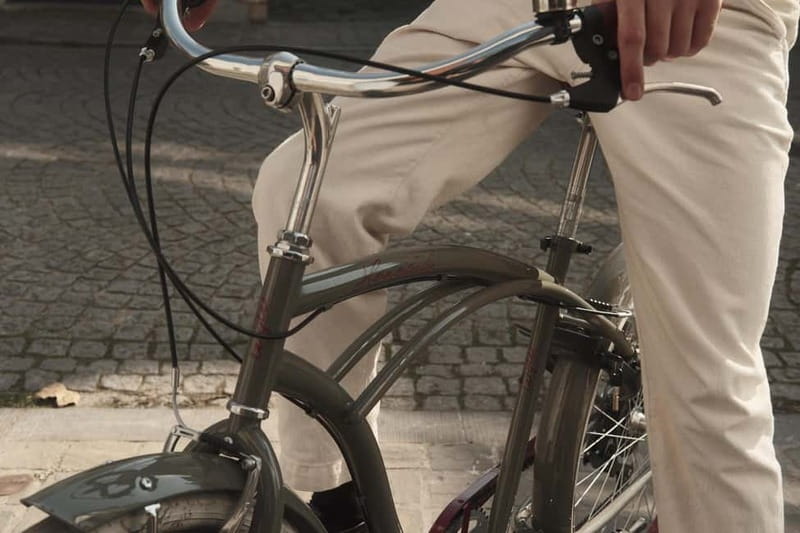 Bruges: City Bike Tour with a Local - Why Bruges works well from a bicycle