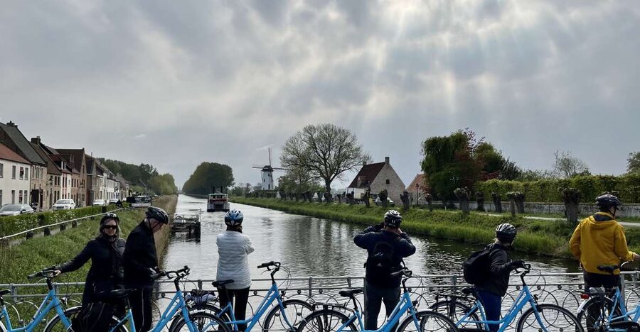 Bruges: Flatlands Guided Bike Tour - Damme, once a busy port
