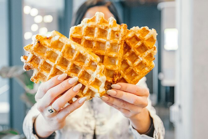 Bruges Food Tour with Full Meal & Drinks by Do Eat Better - What the three-and-a-half-hour schedule feels like