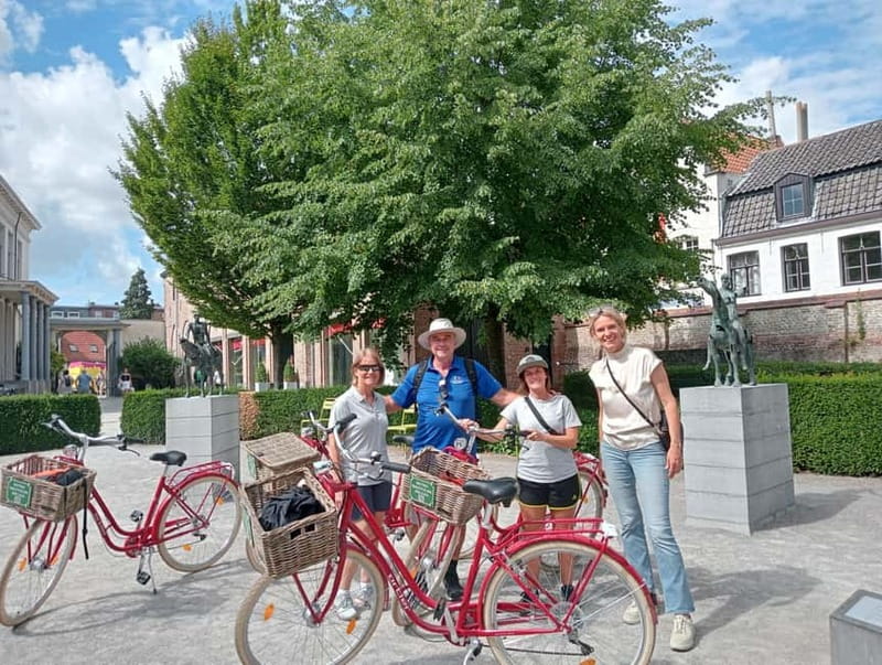 Bruges: Guided Retro Bike Tour of Highlights and Hidden Gems - Five good reasons to choose this Bruges bike tour
