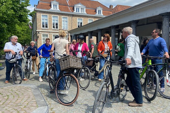Bruges, Guided Retro Biketour: Highlights and Hidden Gems - The Beguinage and the quieter side of town