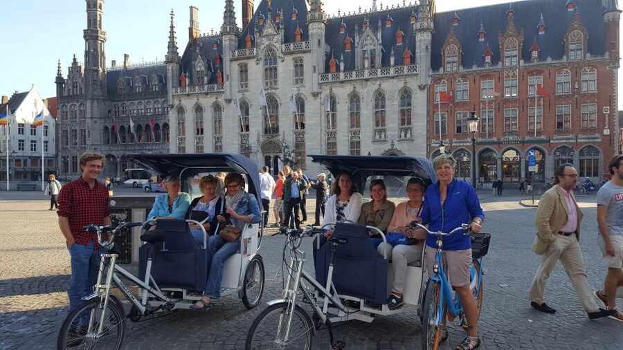 Bruges: Guided Rickshaw Tour - Key points at a glance