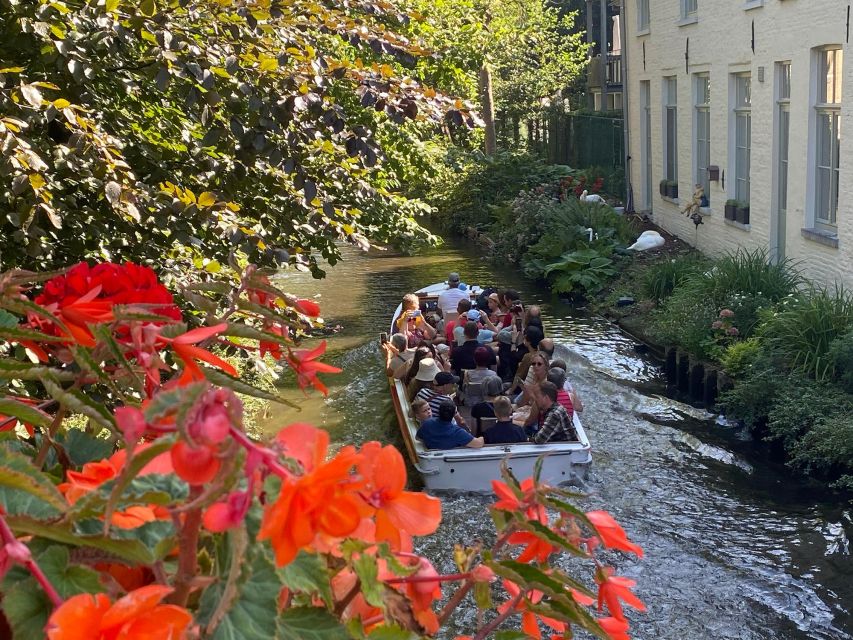Bruges Guided Walking Tour: Stories, Mysteries and People - The stories that make this more than a photo walk