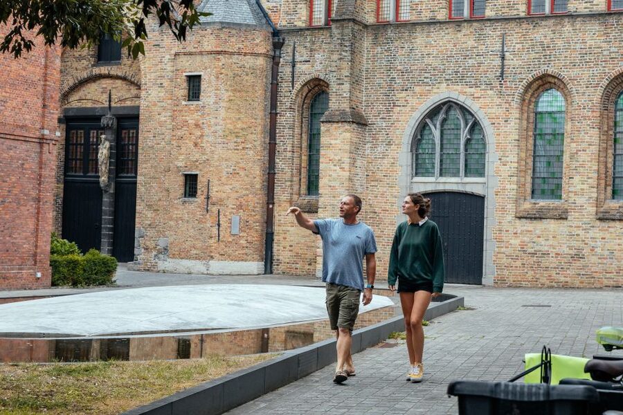Bruges: Private Tour with Locals – Highlights & Hidden Gems - Key points to know before booking