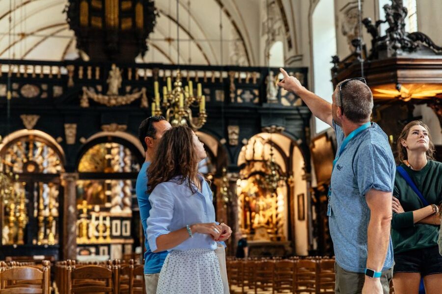 Bruges: Private Tour with Locals – Highlights & Hidden Gems - What the private format is really worth
