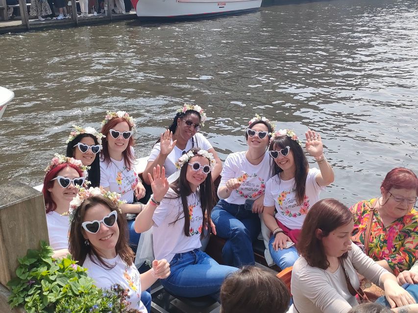 Bruges: Small Group Boat Cruise and Guided Walking Tour - The Vismarkt and Huidenvettersplein