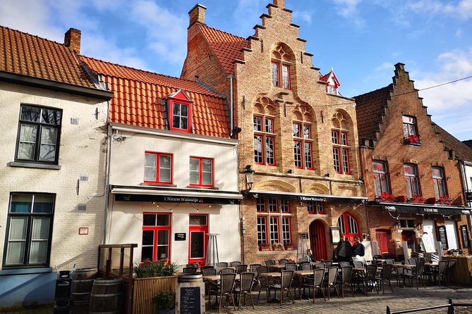 Bruges Walking Tour - Finishing at the Markt with useful local advice