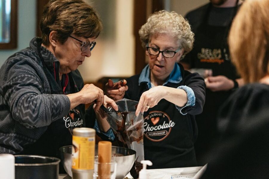 Brussels: 2.5-Hour Belgian Chocolate Making Workshop - Making Pralines With Your Own Fillings