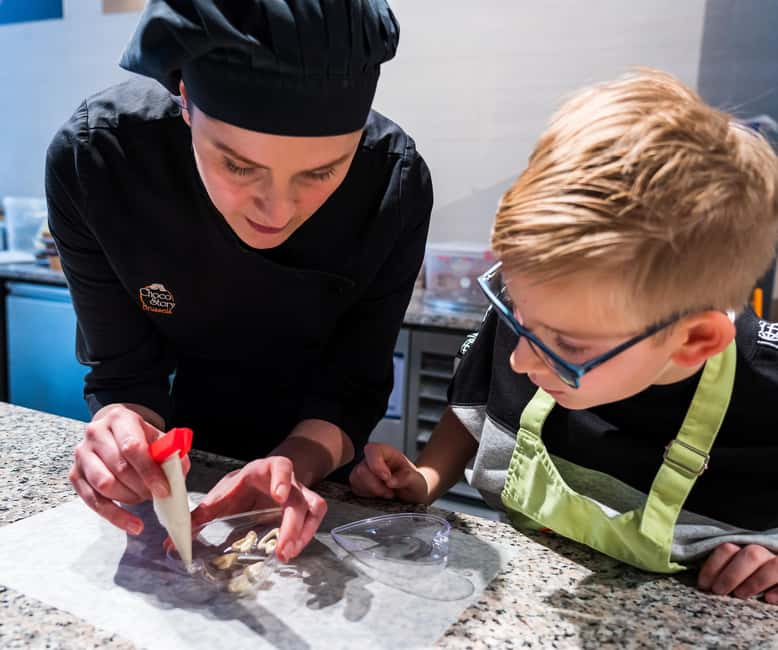 Brussels: 2.5-Hour Chocolate Museum Visit with Workshop - What makes the workshop memorable