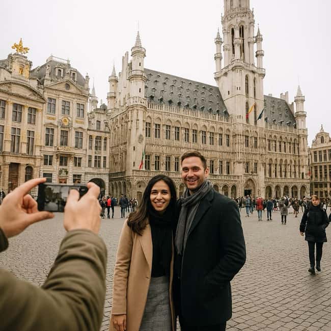 Brussels: 2-Hour Walking Tour of the Historic Center with a Local Guide - Meeting Manneken Pis, Brussels’ small celebrity