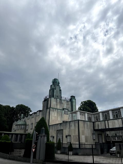 Brussels: 2-hours "Art Nouveau" Walking Tour - Maison Van Dyck, Maison Roosenboom, and less familiar addresses
