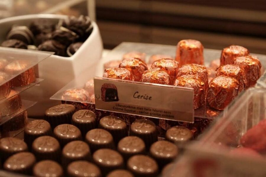 Brussels: Beer and Chocolate Pairing Class with Tastings - Five beers, five chocolates, and a useful tasting method
