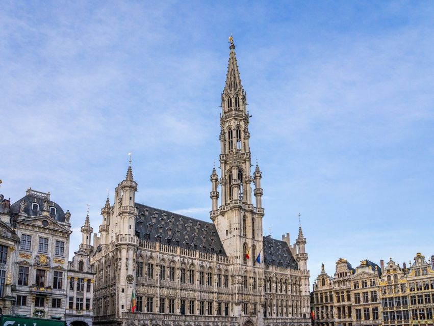 Brussels: Beer Tasting with a Local Guide - First stop: a classic place for a local beer