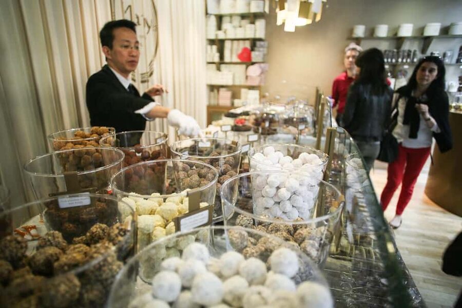 Brussels: Chocolate Appreciation and Tasting Walking Tour - Why this Brussels chocolate walk works