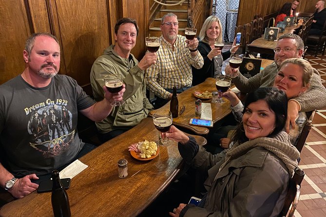 Brussels Chocolate Beer Waffle and Belgian Whiskey All-in-One (Small Group) Tour - Manneken Pis and Brussels’ small monuments