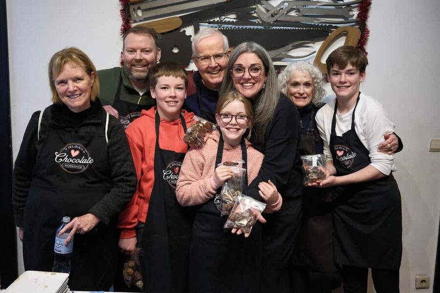 Brussels: Chocolate Truffle & Belgian Hot Chocolate Workshop - Who should book this activity?