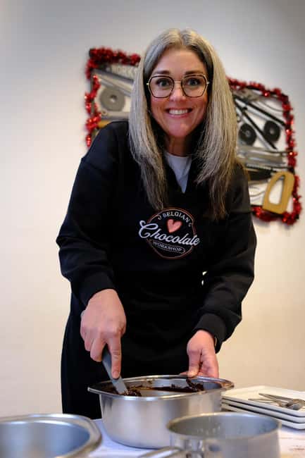 Brussels: Chocolate Truffle & Belgian Hot Chocolate Workshop - Practical tips for a smoother session