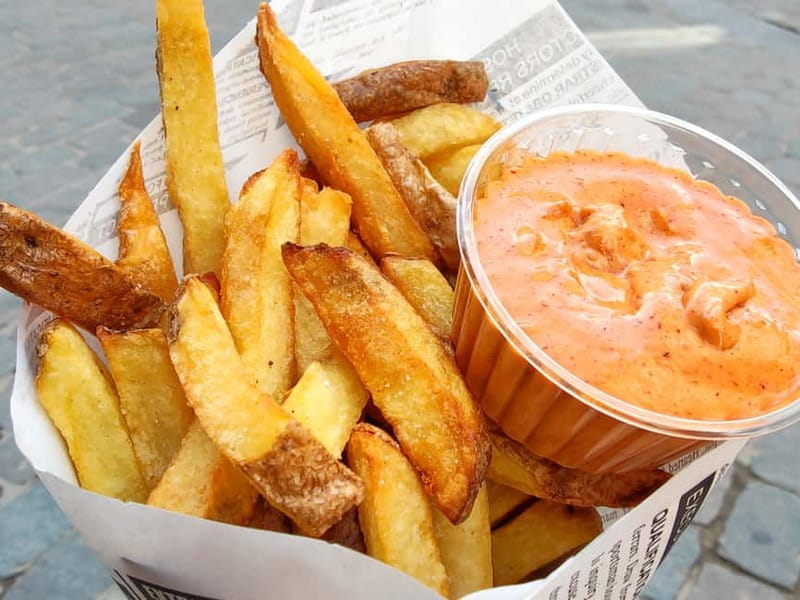 Brussels: City Center Guided Food Tour with Tastings - Why a food walk is a smart first look at Brussels
