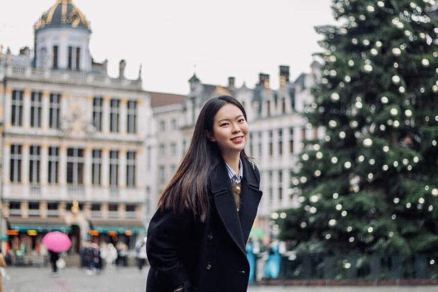 Brussels City Photoshoot With a Professional Photographer - Rain, timing, and the feel of the hour