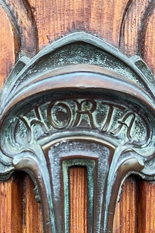 Brussels: Fall and Rise of Art-Nouveau Guided Tour - Meeting the guide near Horta Metro station