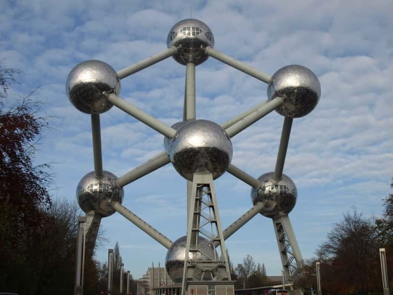 Brussels Highlights: Walking & Bus Tour with Waffle Tasting - Atomium: a short but worthwhile photo stop