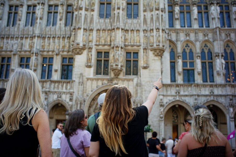 Brussels: Hungry Mary's Famous Beer and Chocolate Tour - Belgian beer across three local venues