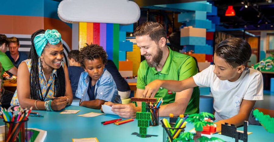 Brussels: LEGO® Discovery Centre Admission Ticket - The LEGO Café and shop