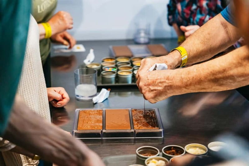 Brussels: Make Your Own Chocolates Workshop with Tastings - Meeting Elisabeth and learning the chocolate basics