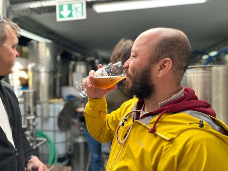 Brussels: micro brewery & distillery tour + beer tasting - Stop one: arriving at Tipsy Tribe Brewery & Distillery