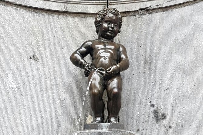 Brussels Old City’s Highlights Walking Tour - Galeries Royales Saint-Hubert and the pleasure of looking